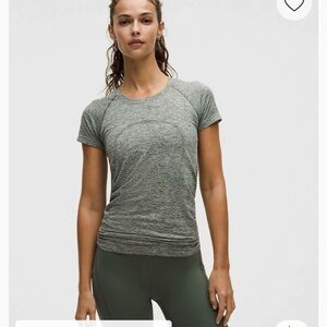 lululemon athletica (Green) Swiftly Tech Tee